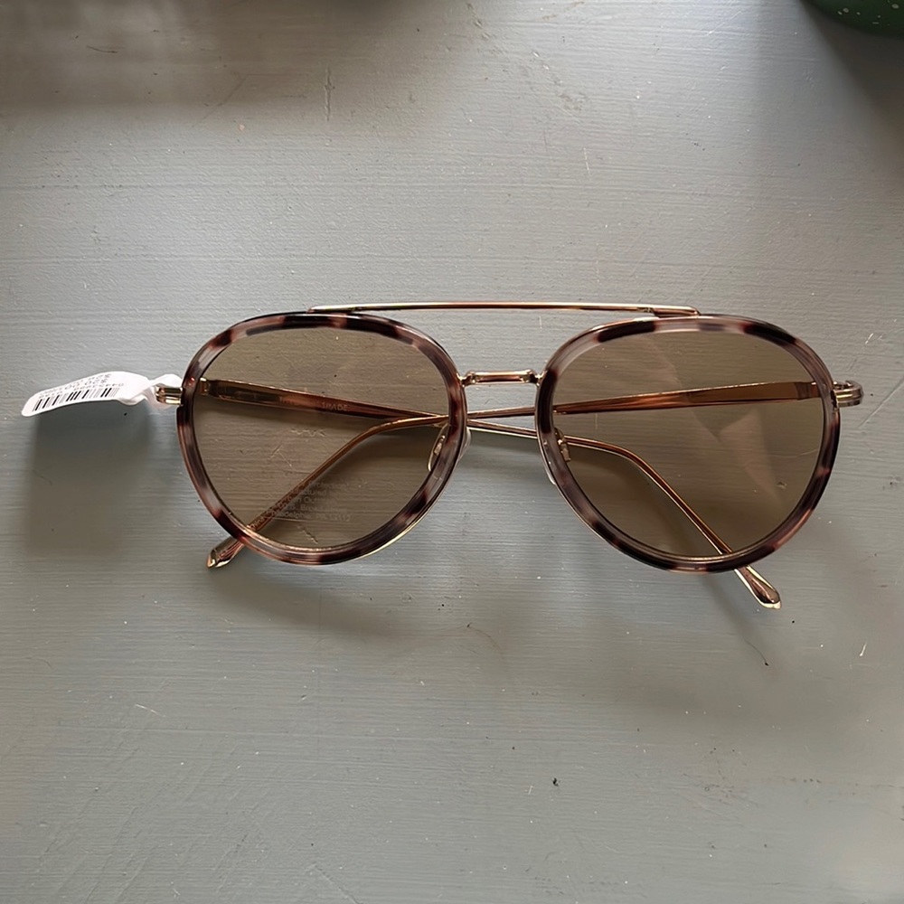 Urban Outfitter sunglasses
